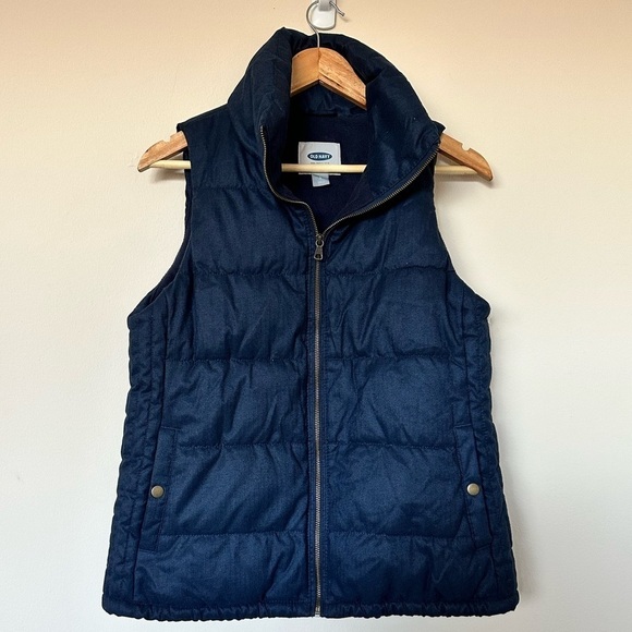 NWOT! Old Navy Women’s Puffer Zip Up Vest in Navy Blue - Size Small - Picture 2 of 7